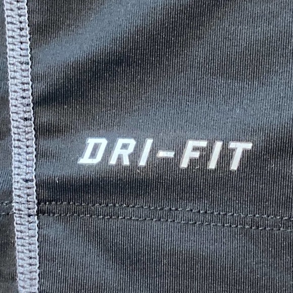 Nike Pro Combat Dri-Fit Fitted Long Sleeve Pullover Shirt Size Medium - Picture 4 of 7